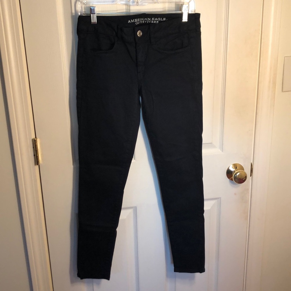 American Eagle black jeggings